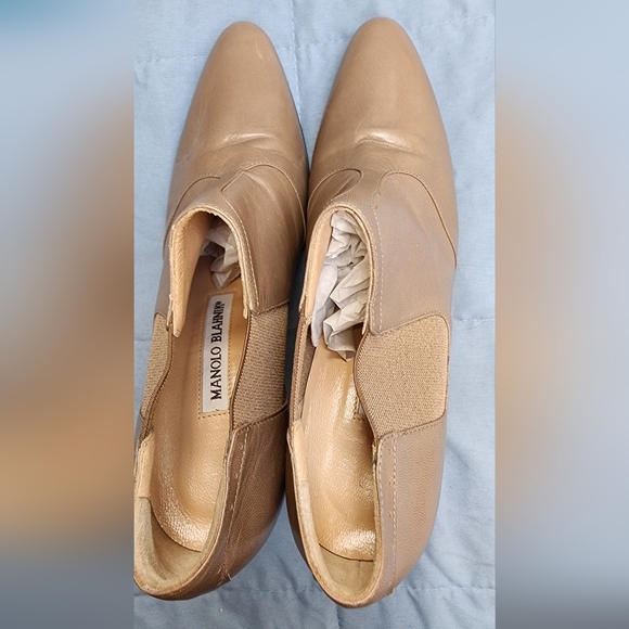 Manolo Blahnik Taupe Leather Booties Size 36.5 - Picture 7 of 10